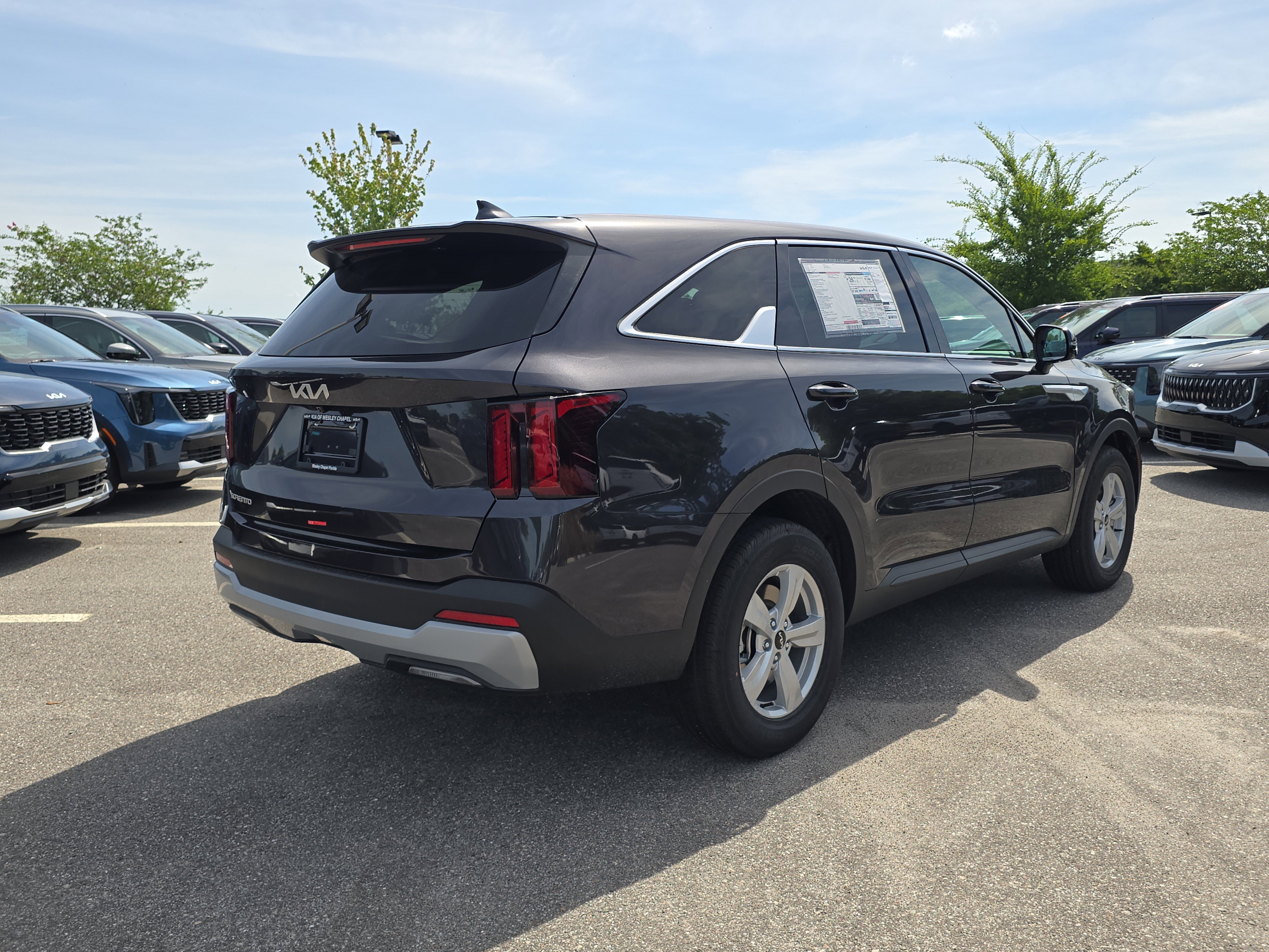 New 2026 Kia Sorento LX FWD image 8