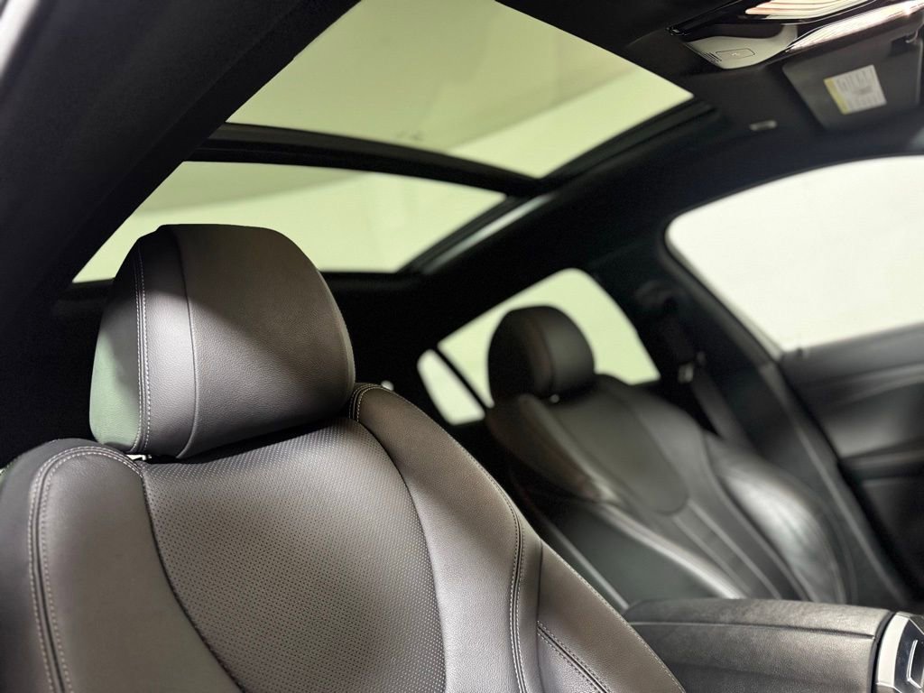 Used 2022 BMW X6 xDrive40i w/ M Sport Package image 12