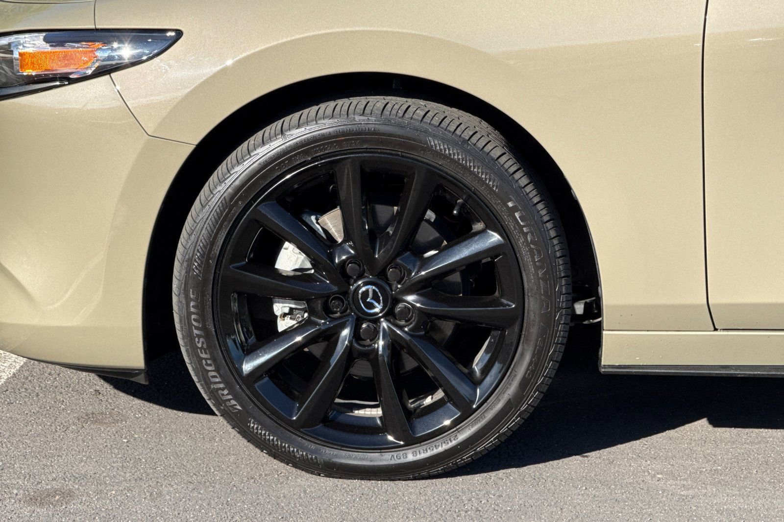 Certified 2025 MAZDA MAZDA3 Carbon image 28