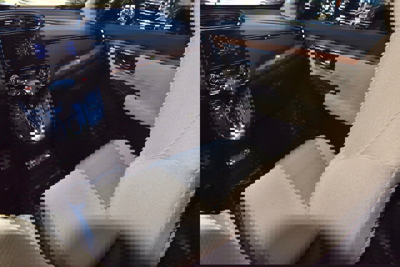 Used 2021 Honda CR-V EX image 17