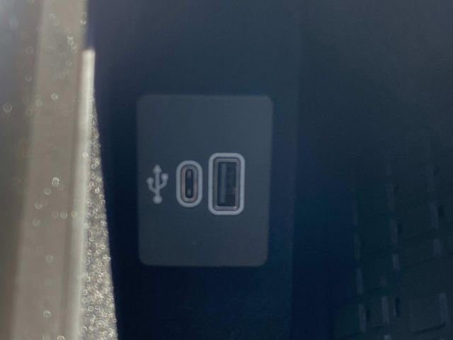 New 2026 Lincoln Navigator Reserve w/ Jet Appearance Package AWD/4WD image 24