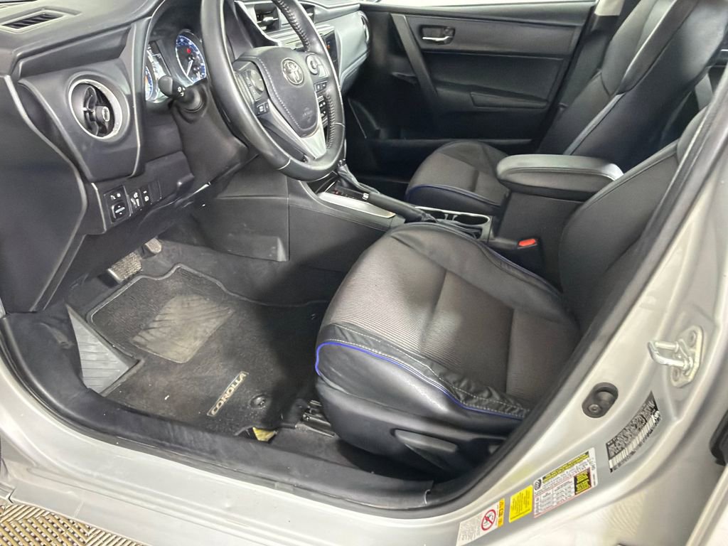 Used 2019 Toyota Corolla SE FWD image 9