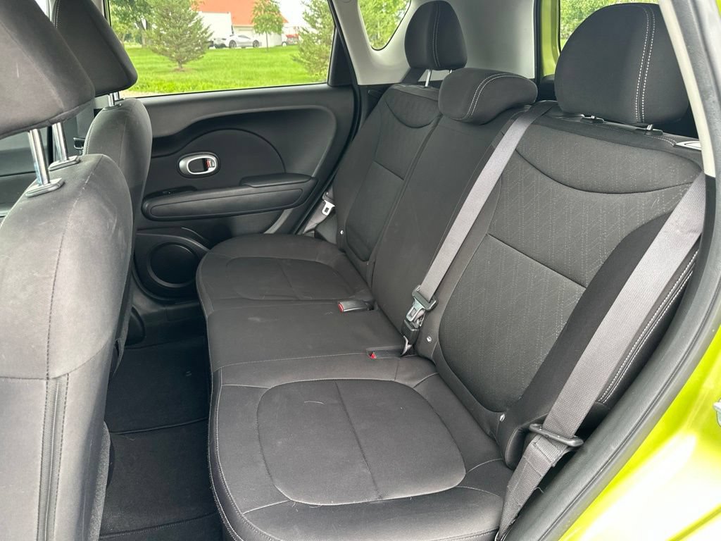 Used 2015 Kia Soul FWD image 13