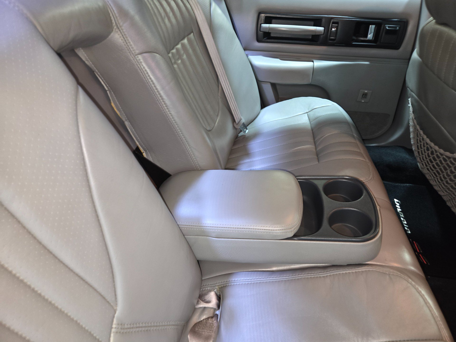 Used 1994 Chevrolet Impala SS RWD image 93