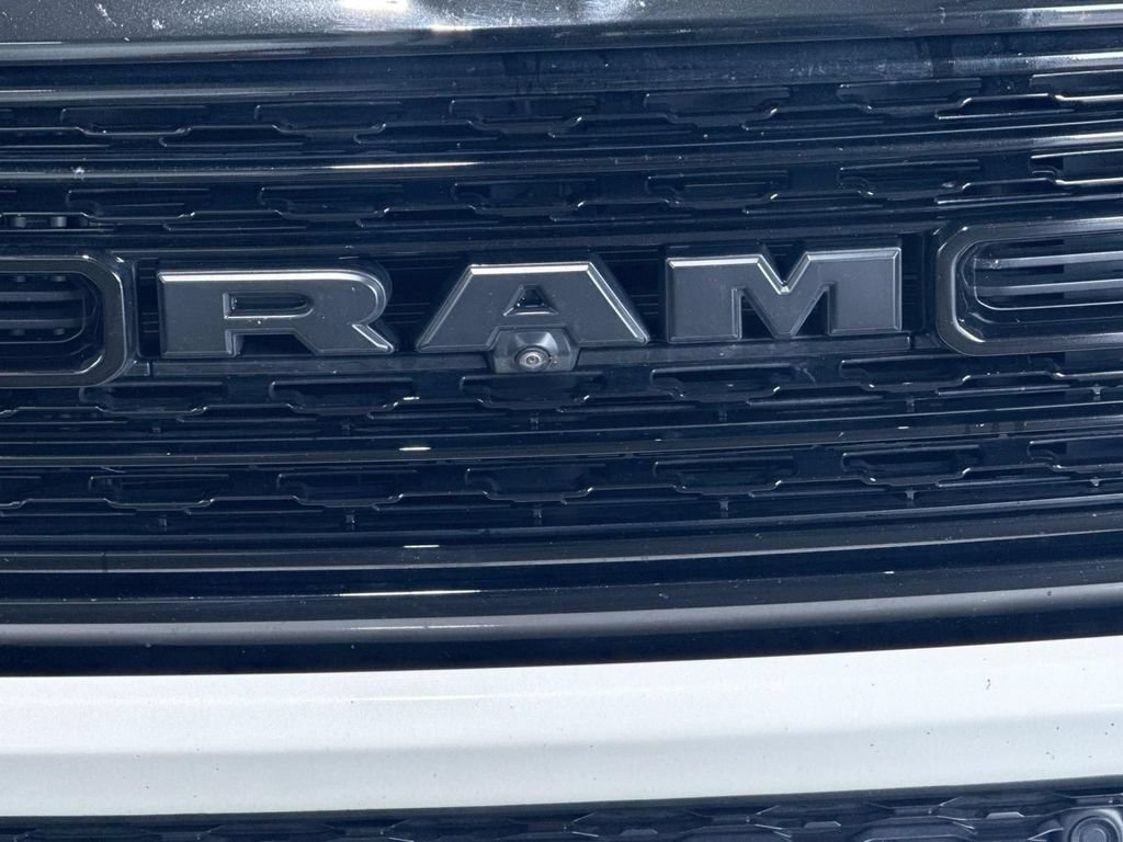 Used 2023 RAM 1500 Limited AWD/4WD image 9