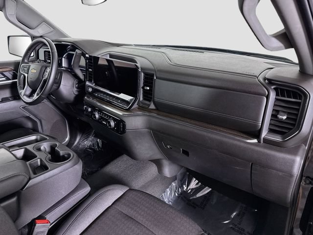 Used 2025 Chevrolet Silverado 1500 LT AWD/4WD image 27