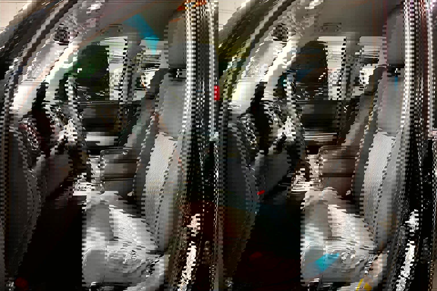 Used 2016 Toyota Tundra SR5 image 9