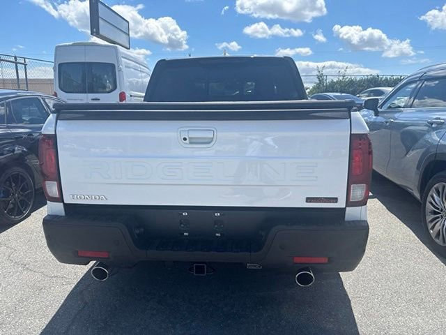 Used 2024 Honda Ridgeline TrailSport image 7