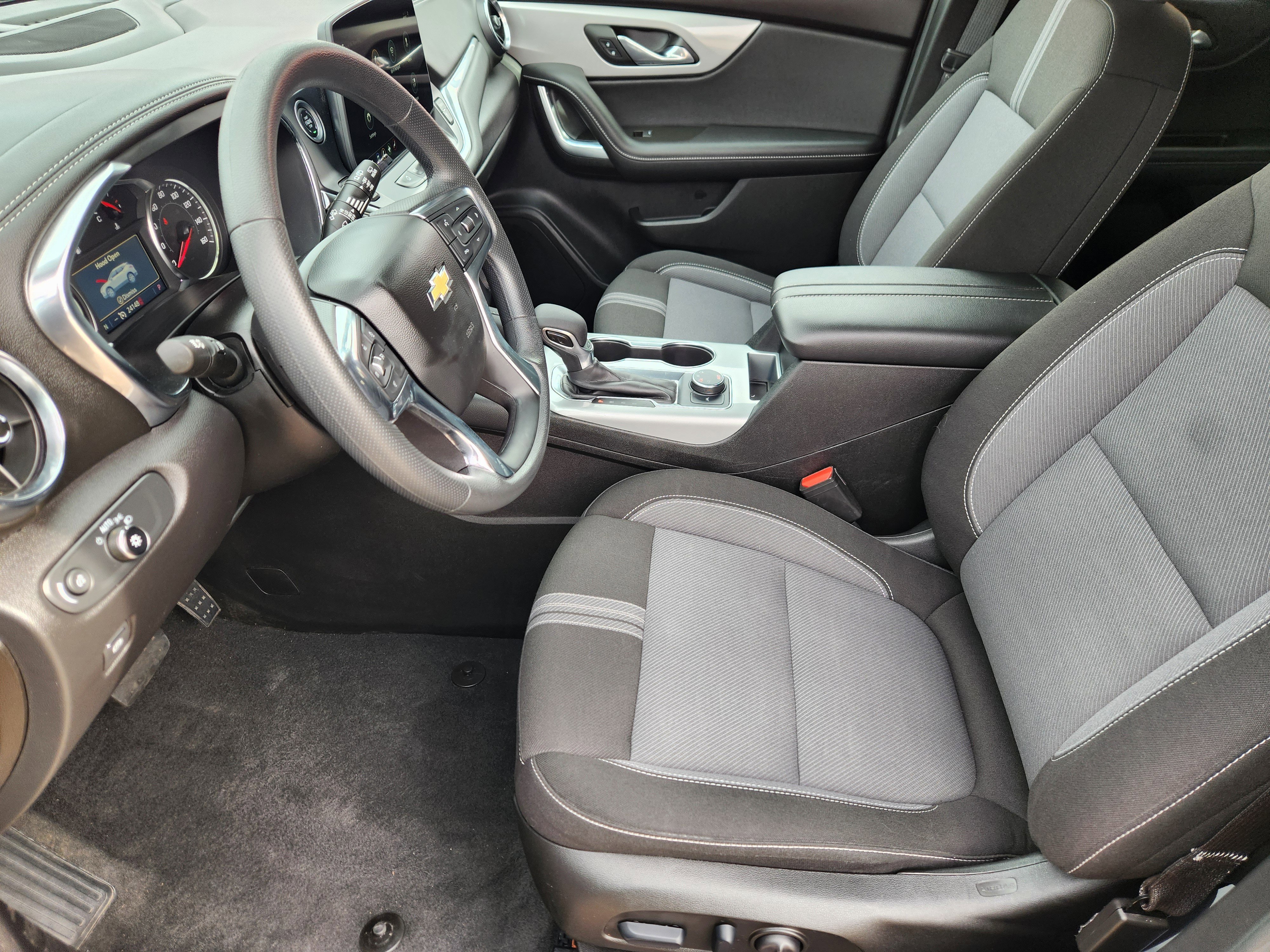 Certified 2025 Chevrolet Blazer LT image 13