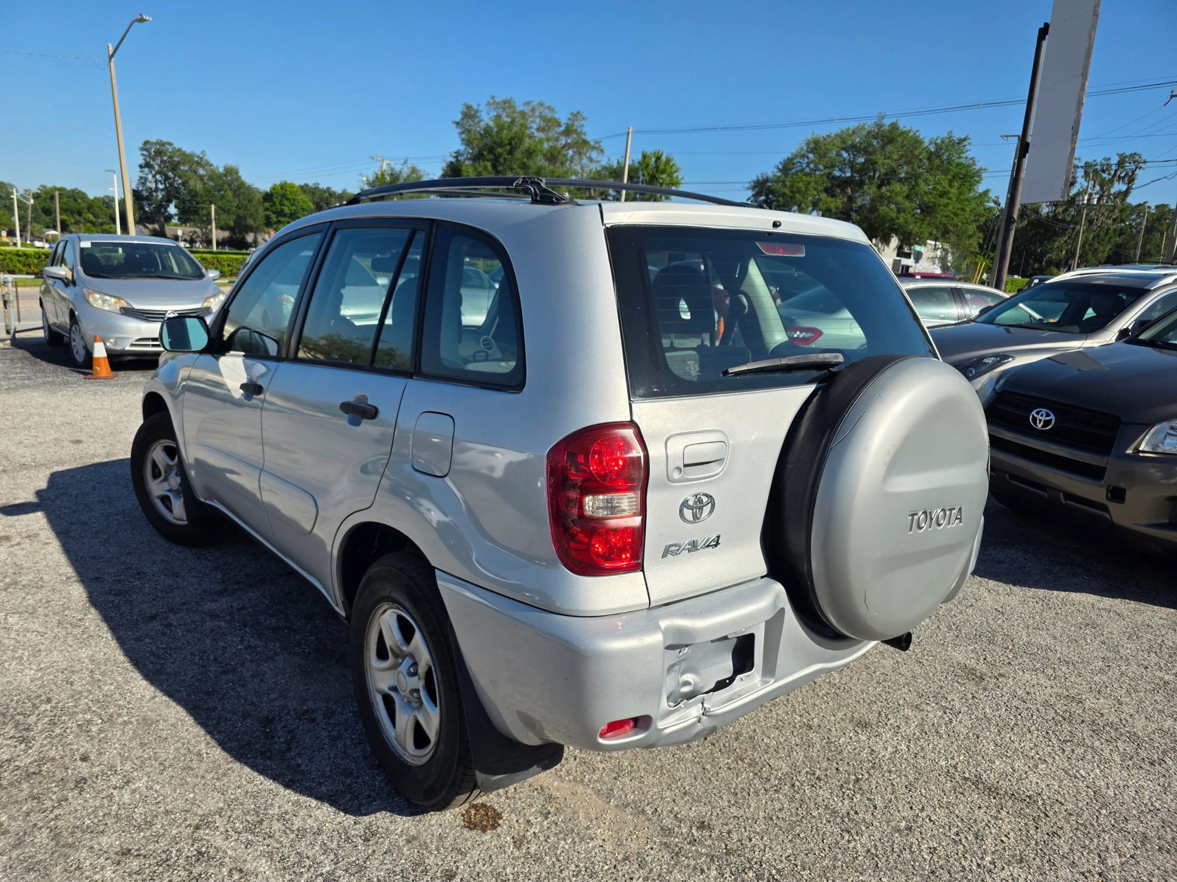Used 2005 Toyota RAV4 2WD image 5