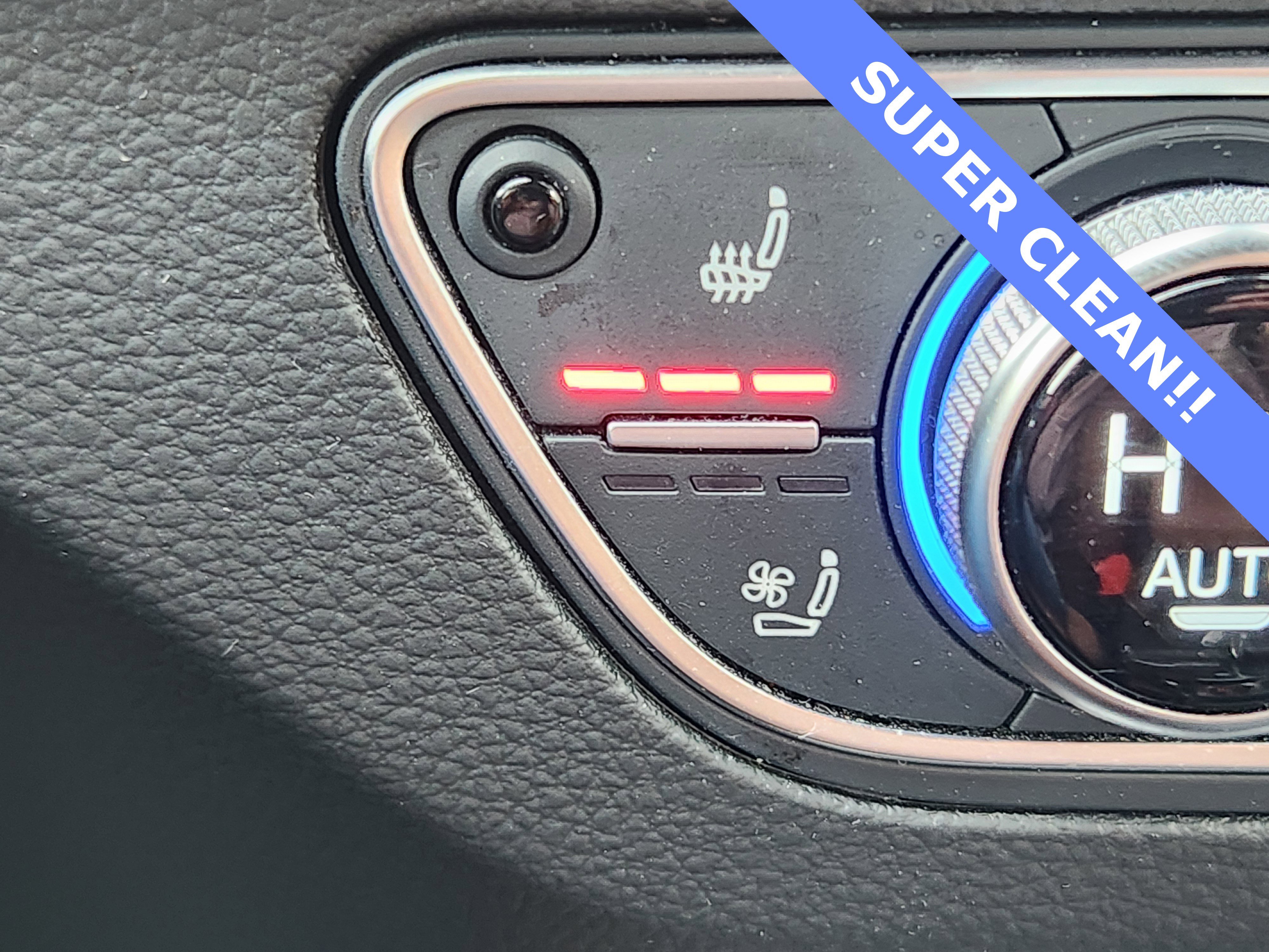 Used 2021 Audi Q5 Prestige w/ Prestige Package image 31