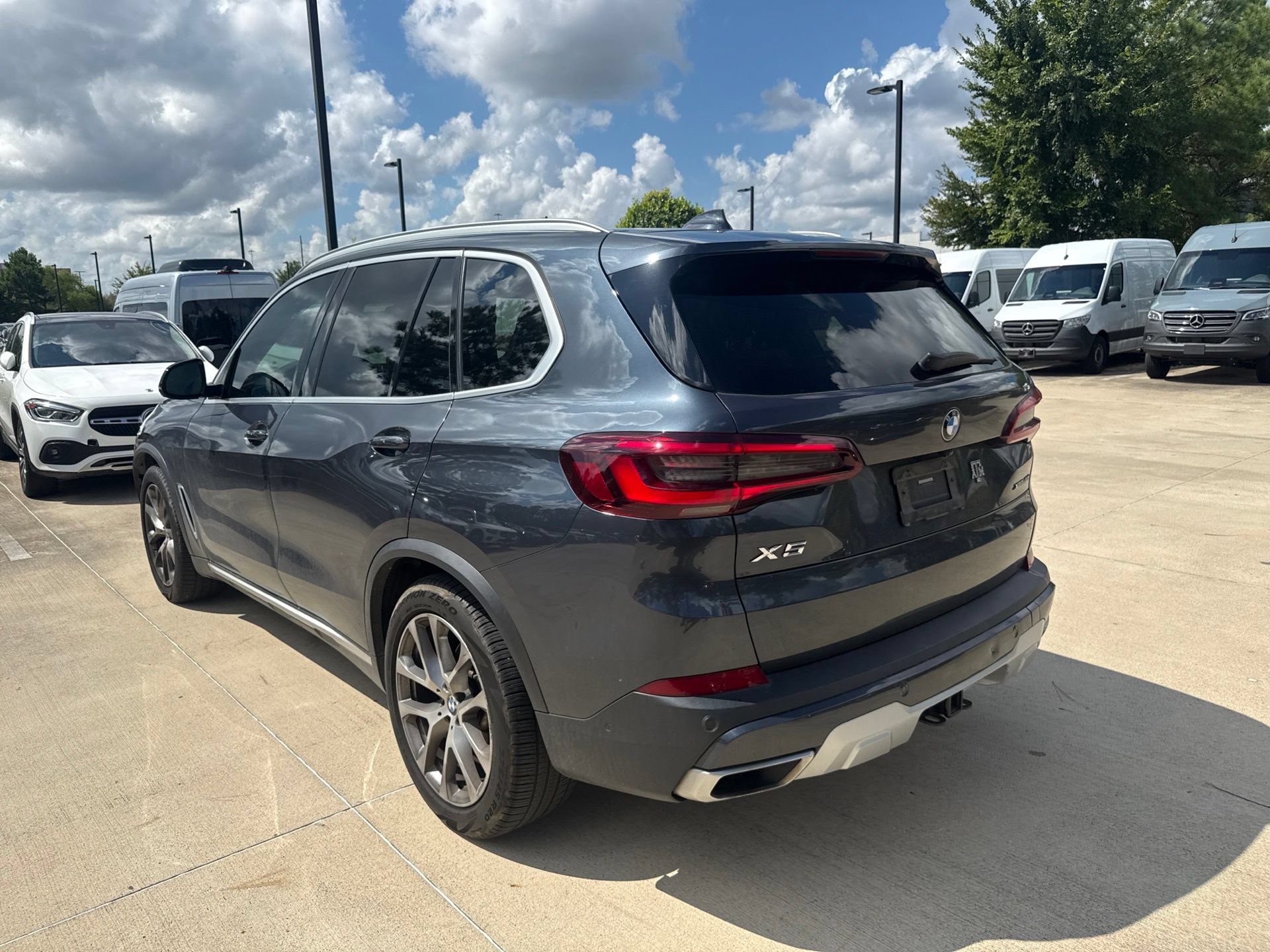 Used 2022 BMW X5 xDrive40i w/ Executive Package AWD/4WD image 6