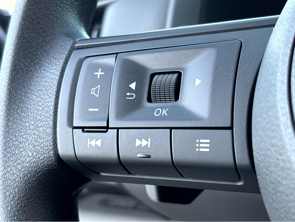 New 2026 Nissan Pathfinder SV image 12