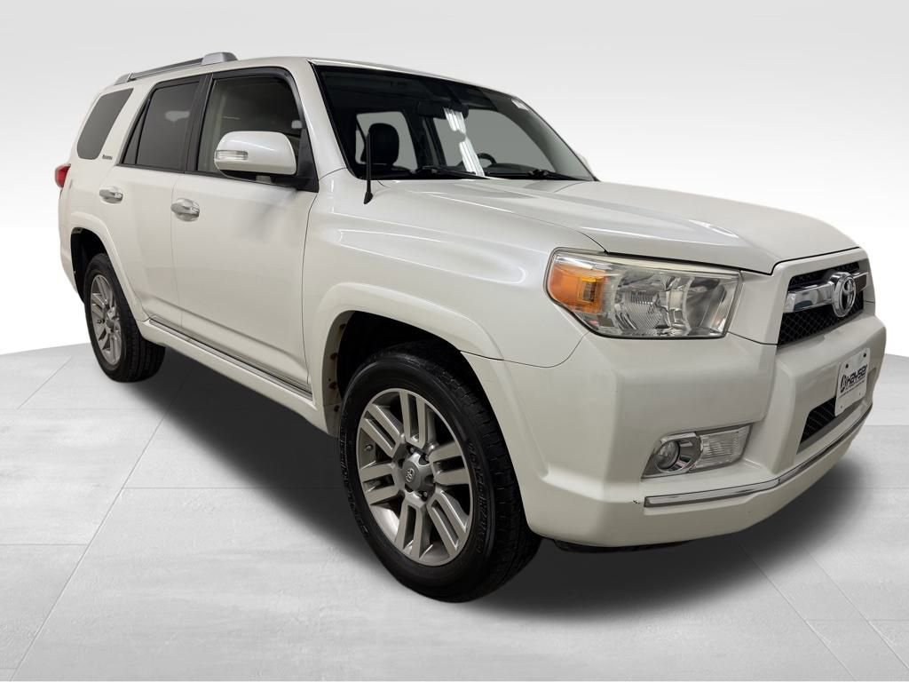 Used 2013 Toyota 4Runner Limited image 3