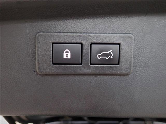 Used 2025 Subaru Outback Premium w/ Popular Package #1A AWD/4WD image 9