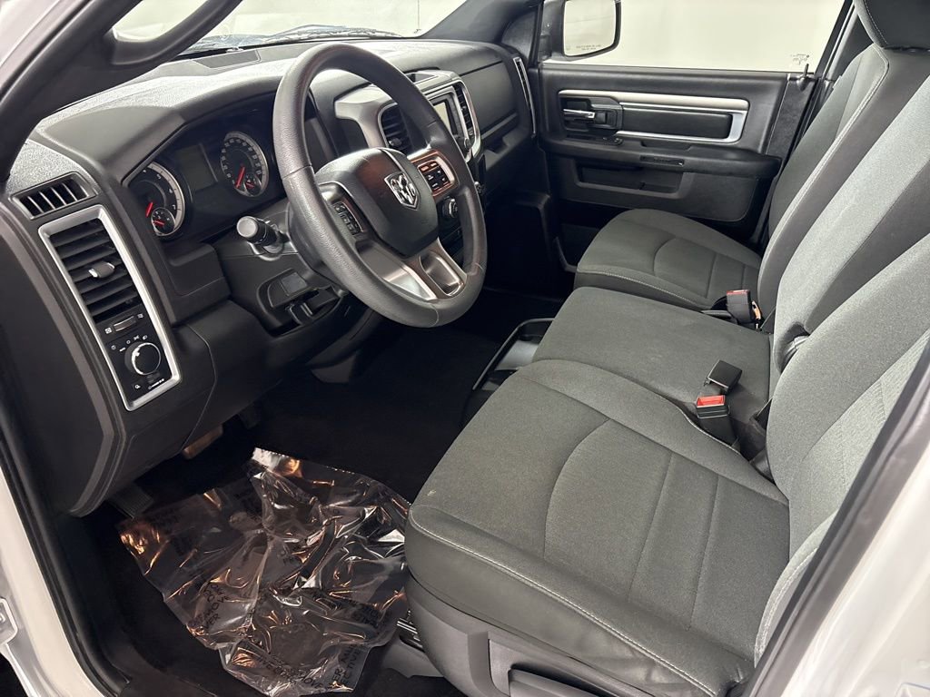 Used 2024 RAM 1500 Classic Warlock image 25