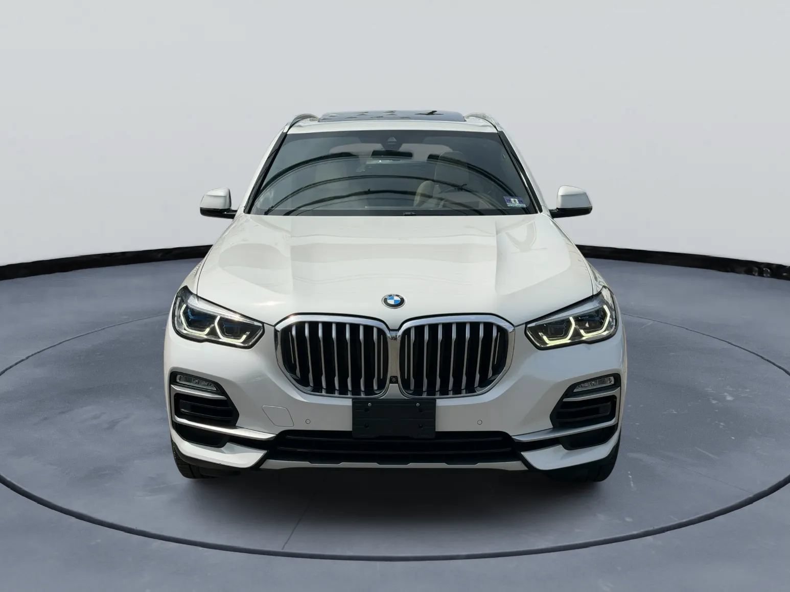 Used 2019 BMW X5 xDrive40i AWD/4WD image 1
