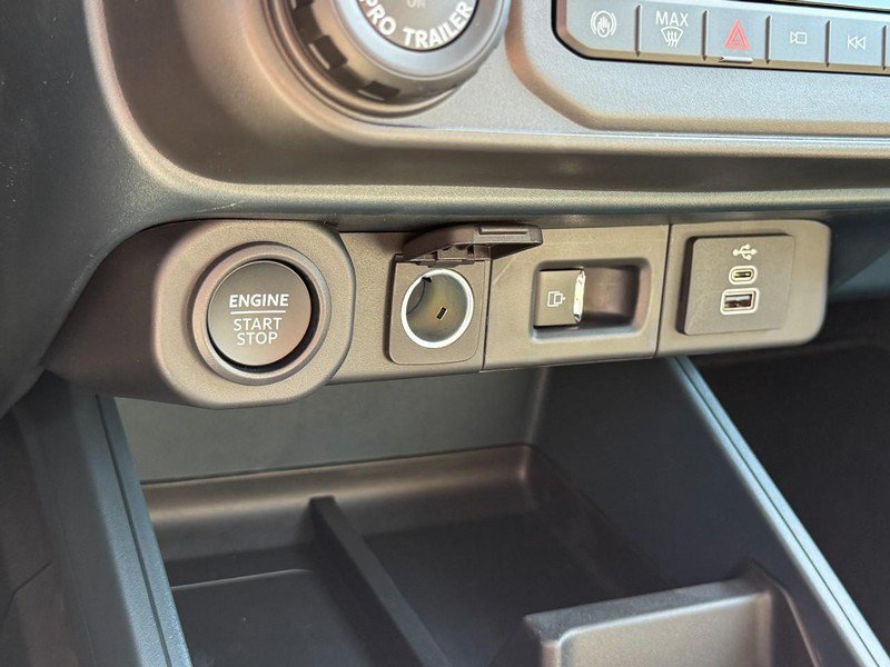New 2026 Ford Maverick Lariat AWD/4WD image 14