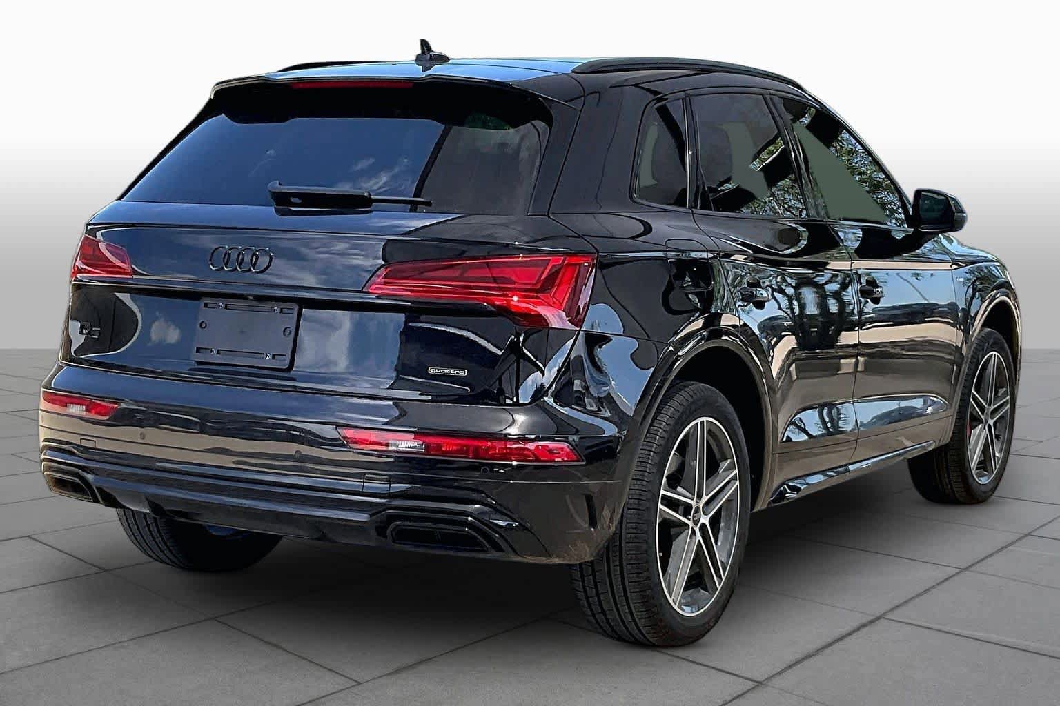 Used 2025 Audi Q5 e Premium Plus w/ Premium Plus Package AWD/4WD image 12