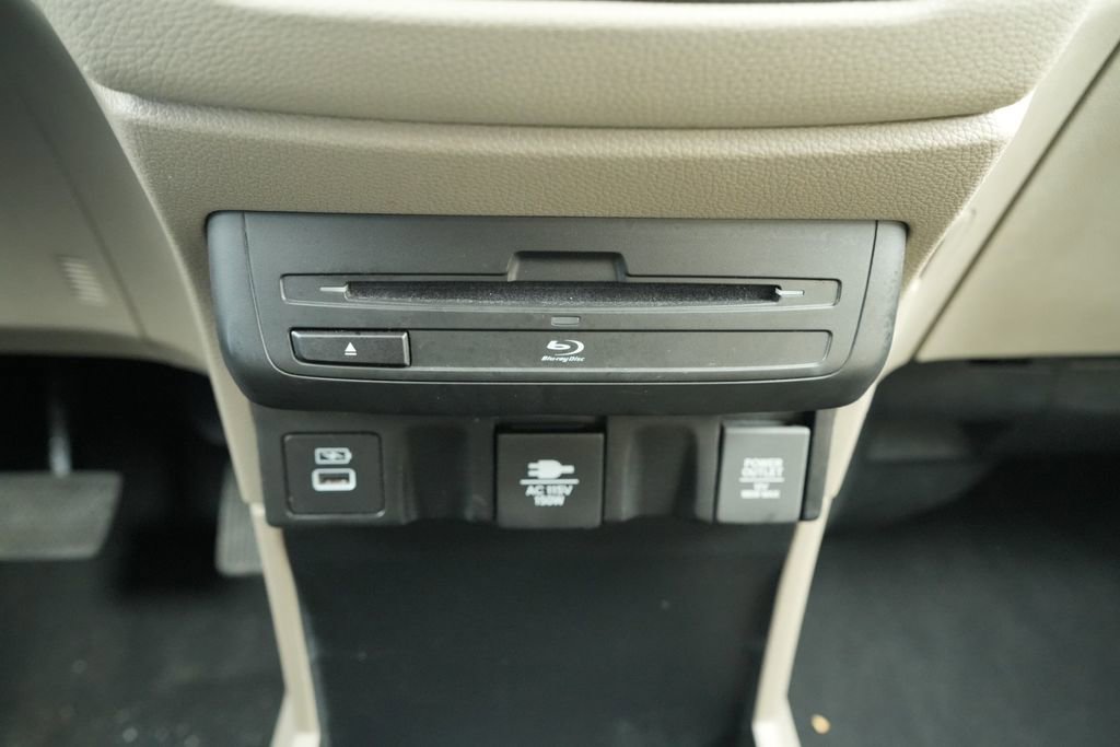 Used 2023 Honda Odyssey Elite image 42