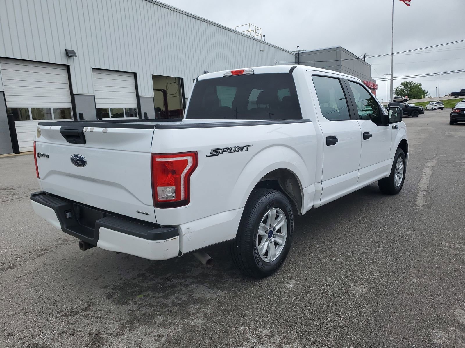 Used 2016 Ford F150 XL w/ Equipment Group 101A Mid RWD image 4