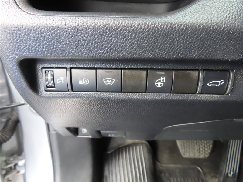 Used 2023 Toyota RAV4 XLE Premium AWD/4WD image 13