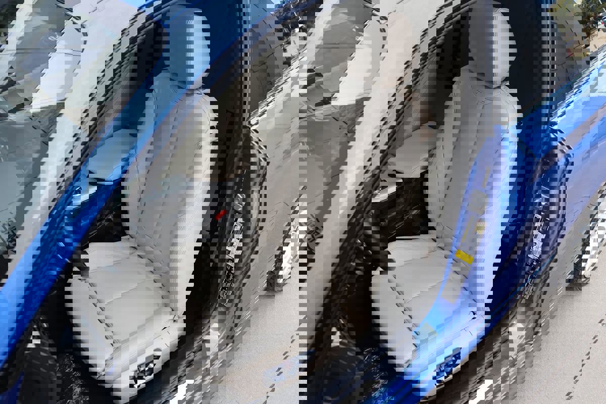 Used 2017 BMW 230i xDrive Coupe image 34