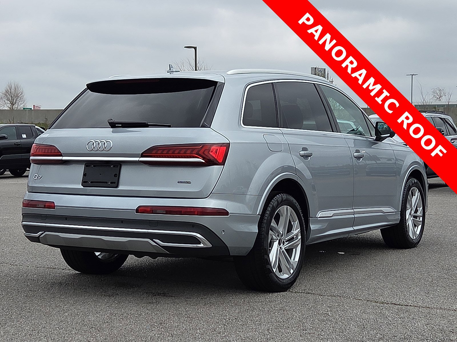 Used 2023 Audi Q7 Premium Plus image 5