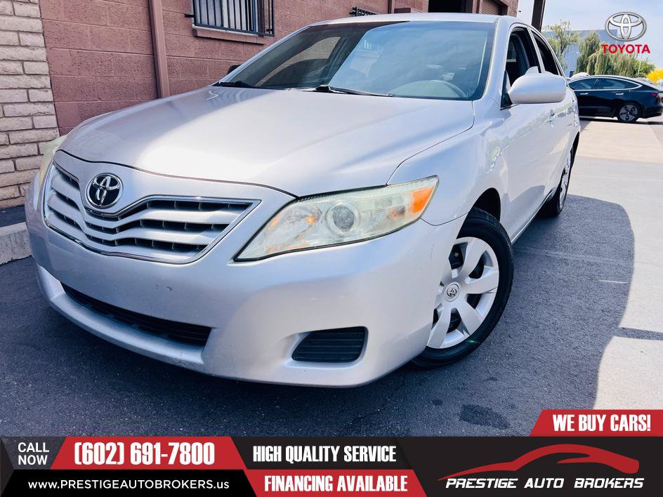 Used 2010 Toyota Camry FWD image 2
