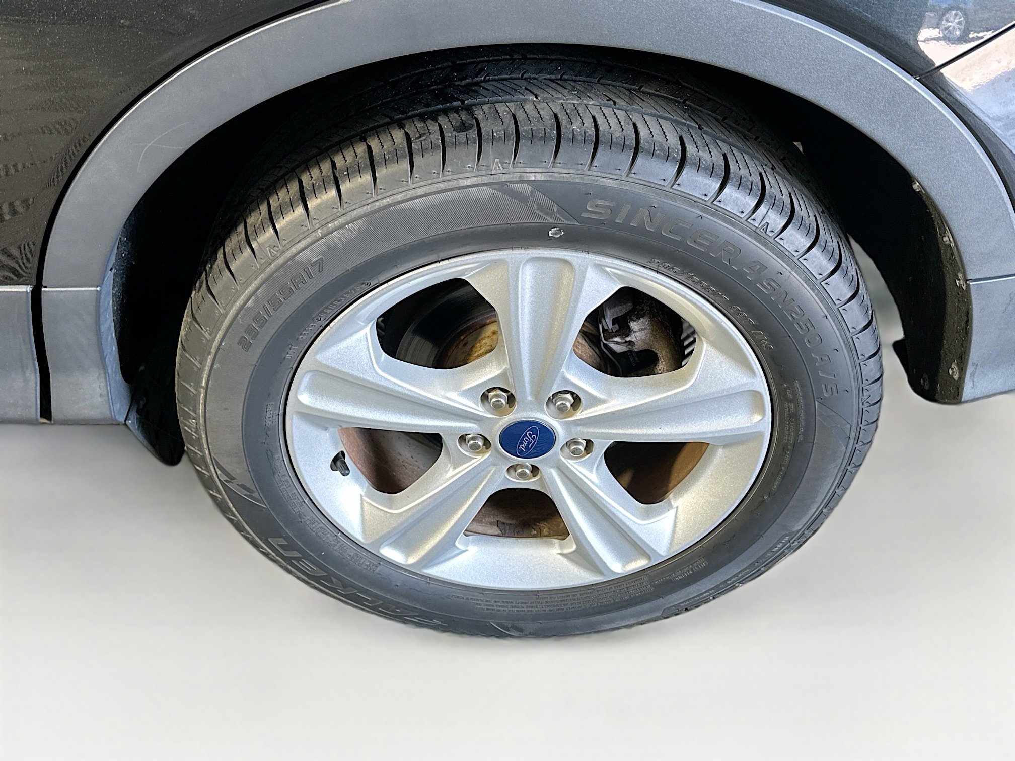 Used 2015 Ford Escape SE w/ Equipment Group 201A image 11
