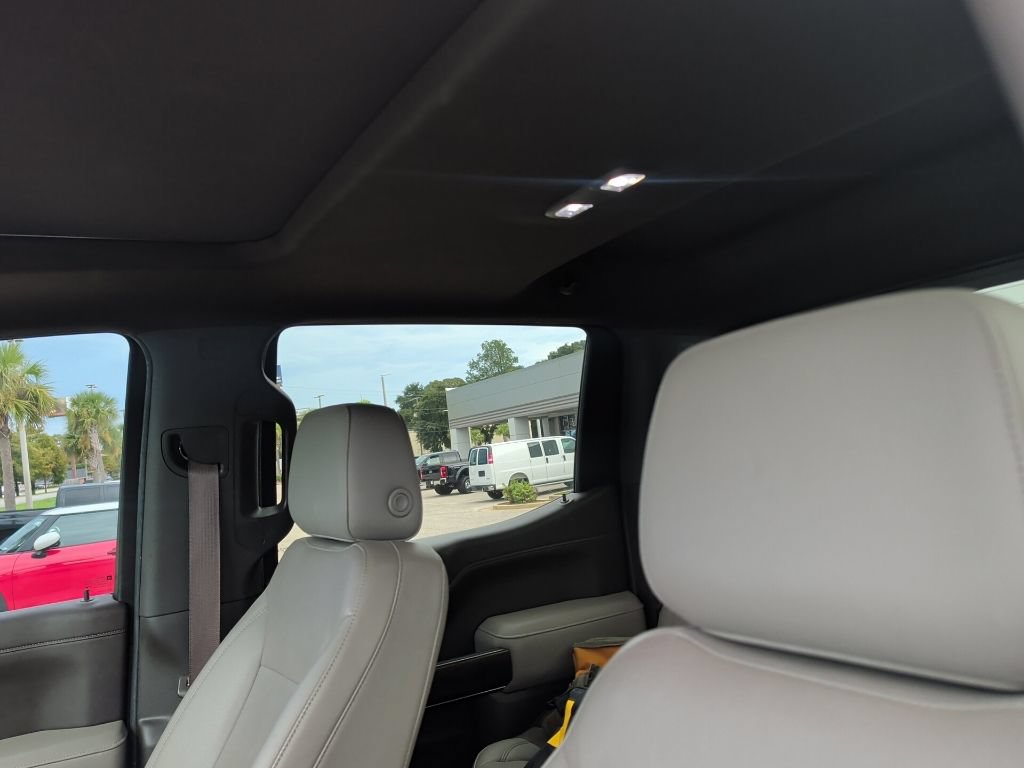 Used 2021 GMC Sierra 1500 SLT w/ SLT Premium Plus Package AWD/4WD image 7