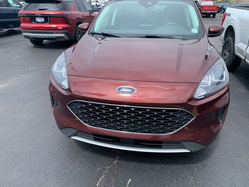 Used 2021 Ford Escape SE w/ Convenience Package AWD/4WD image 3