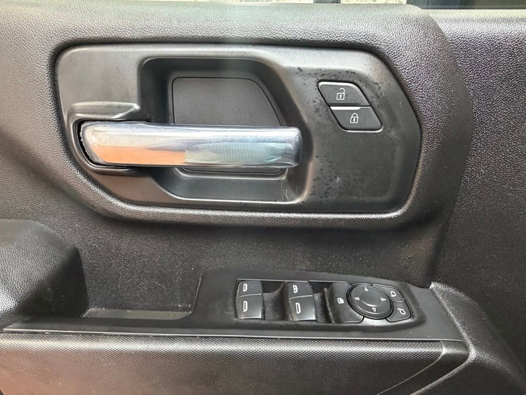 Used 2024 Chevrolet Silverado 3500 W/T image 18