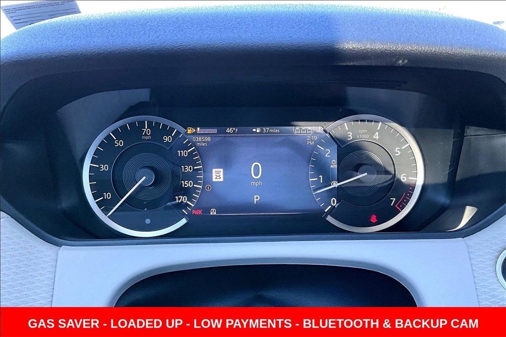 Used 2023 Land Rover Range Rover Velar R-Dynamic S image 12