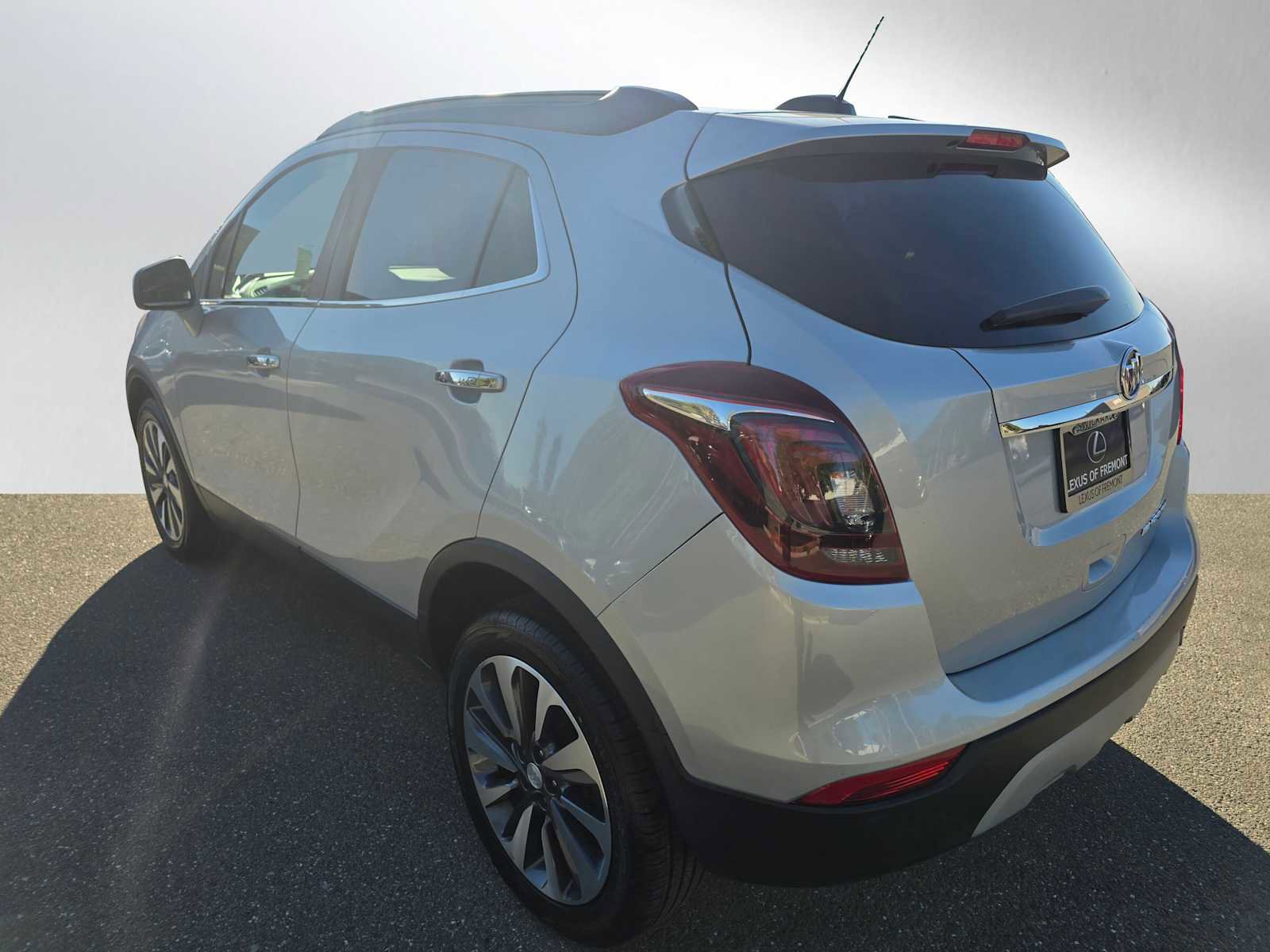Used 2022 Buick Encore Preferred w/ Safety Package image 5