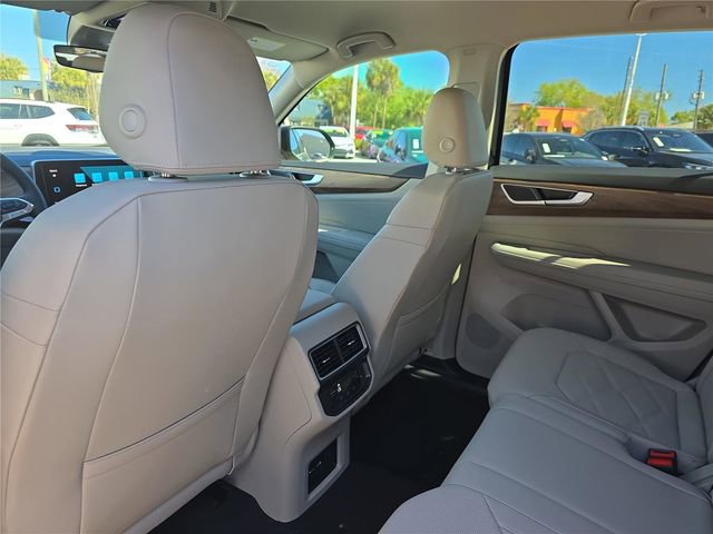 New 2026 Volkswagen Atlas SE image 10