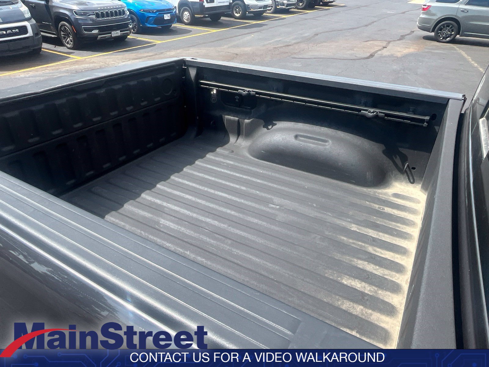 Used 2025 RAM 1500 Big Horn AWD/4WD image 13