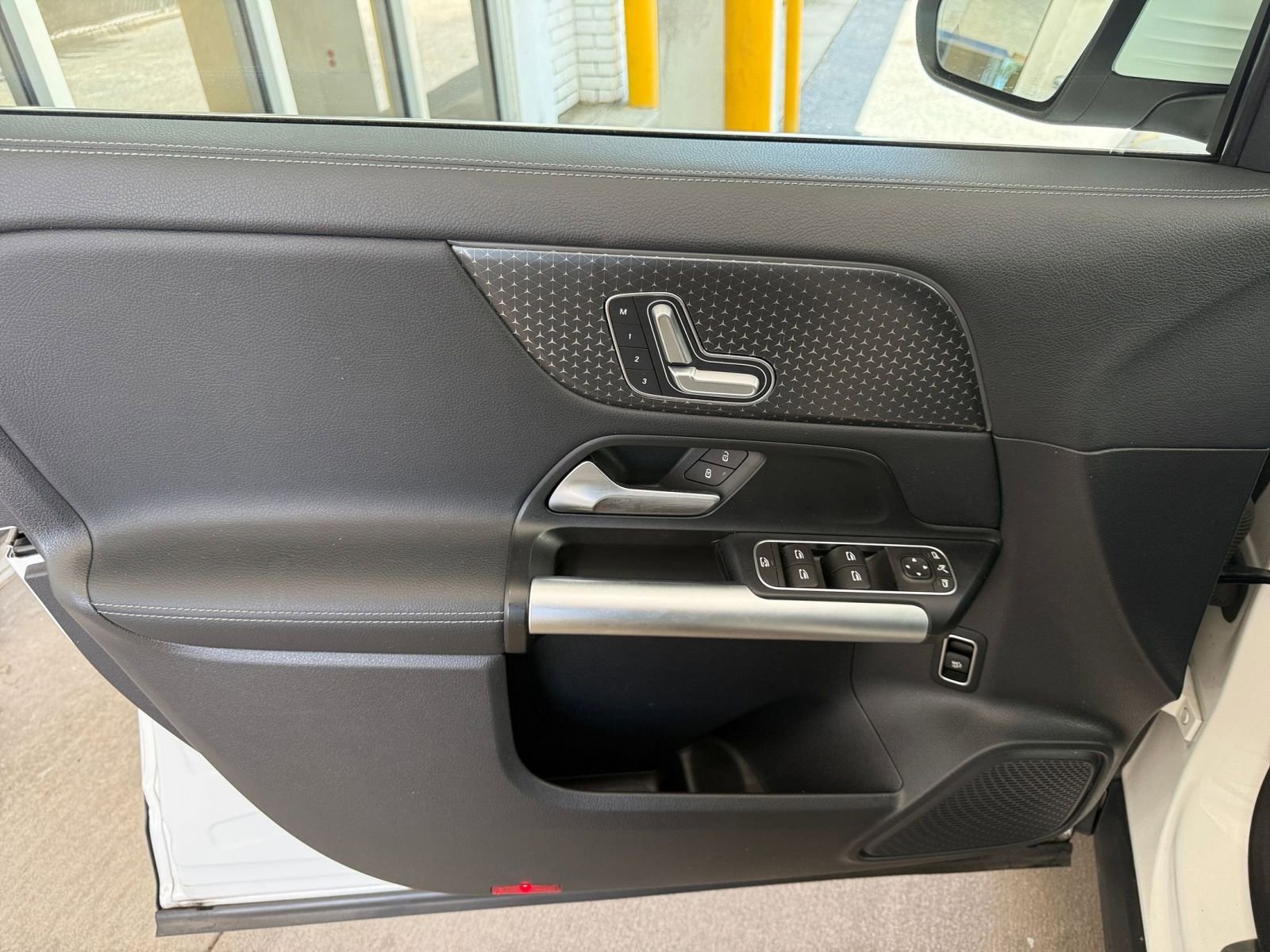 Used 2025 Mercedes-Benz GLA 250 image 18