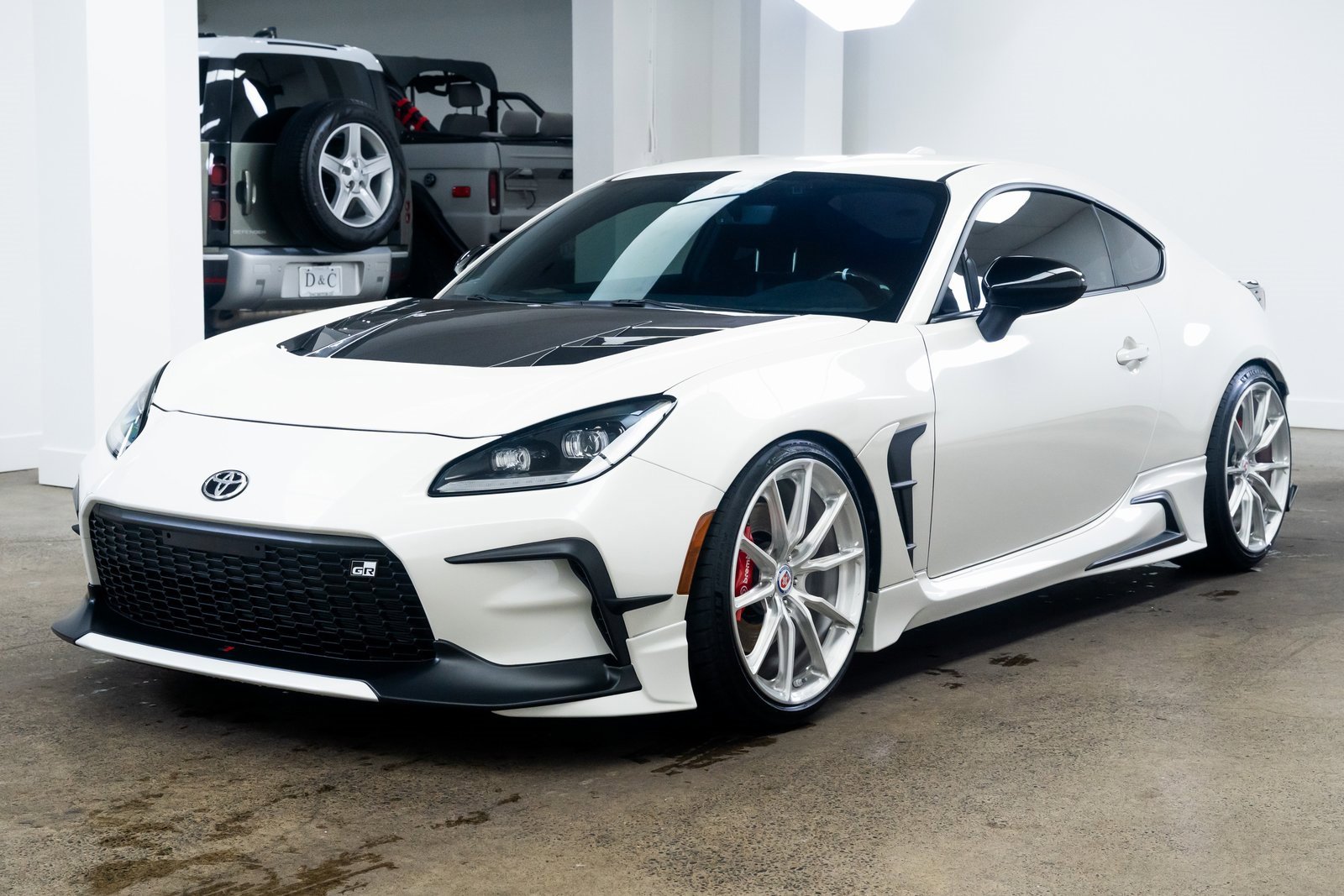 Used 2025 Toyota GR86 Premium image 3