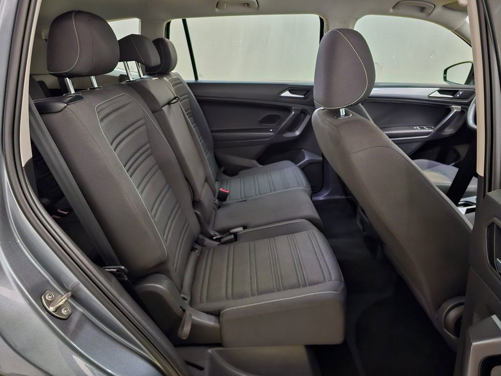 Used 2022 Volkswagen Tiguan S image 12
