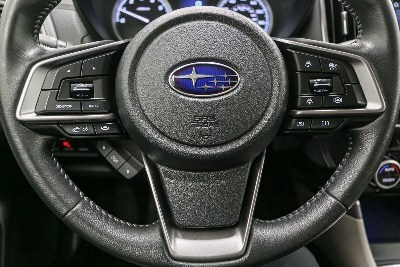 Used 2023 Subaru Forester Premium AWD/4WD image 34