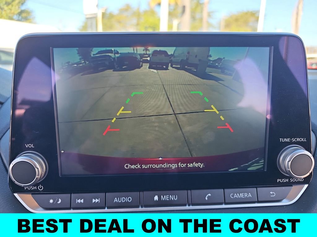 Used 2024 Nissan Sentra SV image 21