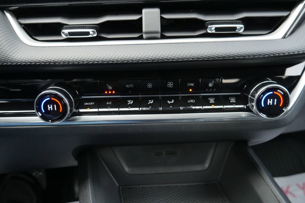 New 2026 Chevrolet Equinox LT image 18