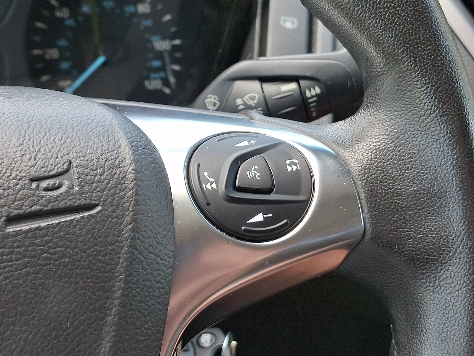 Used 2017 Ford Transit 150 XLT RWD image 26