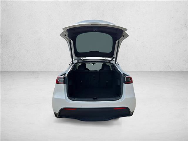 Used 2021 Tesla Model Y Long Range AWD/4WD image 7