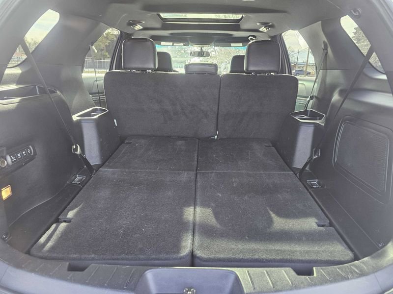 Used 2016 Ford Explorer Limited w/ Class II Trailer Tow Package image 33