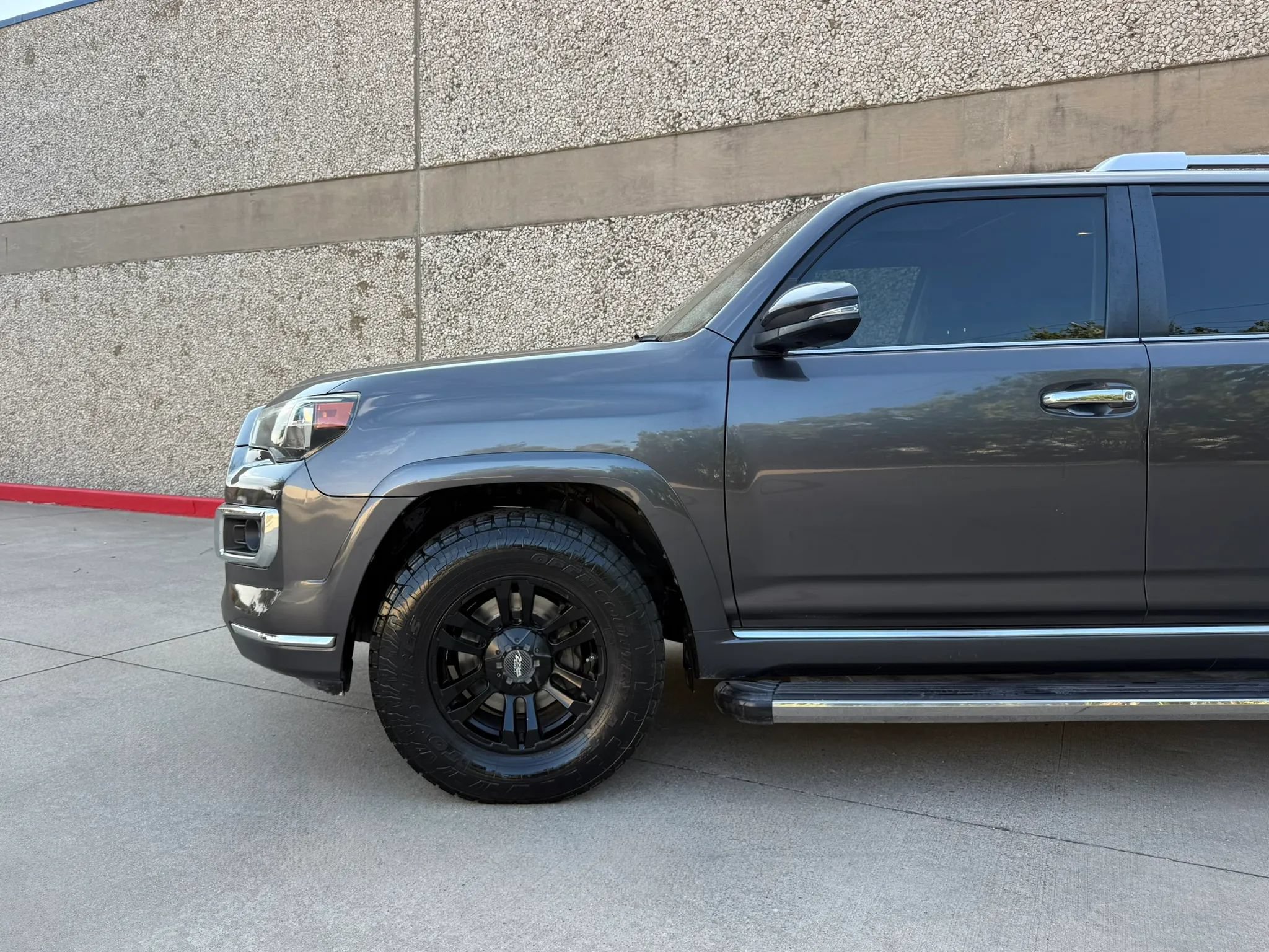 Used 2014 Toyota 4Runner Limited AWD/4WD image 16