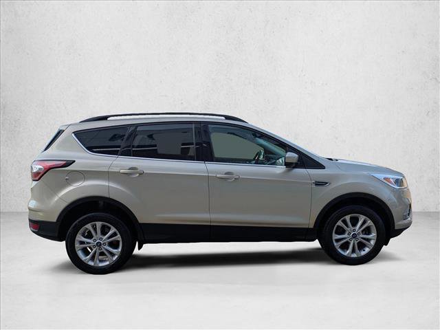 Used 2018 Ford Escape SE image 4