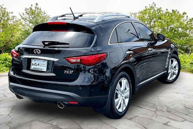 Used 2013 INFINITI FX37 AWD w/ Premium Pkg image 2