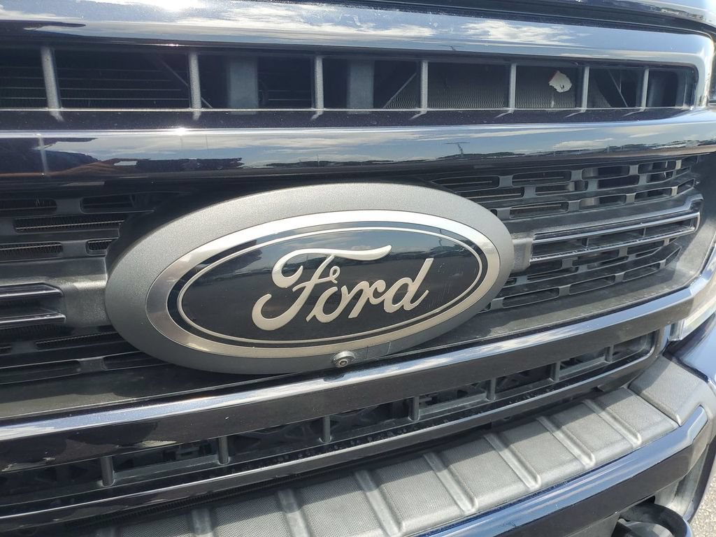 Used 2022 Ford F250 Lariat w/ Black Appearance Package AWD/4WD image 38
